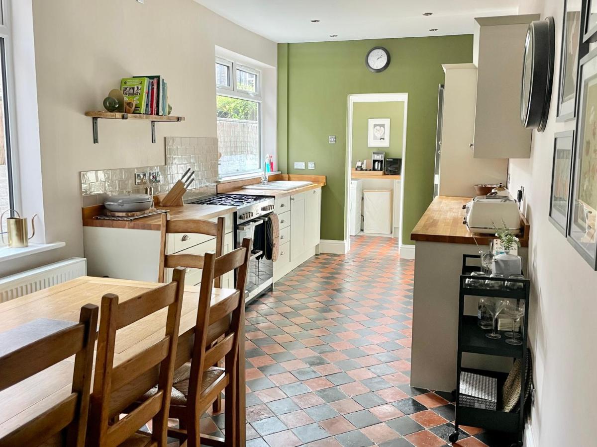 Woodvale Villa York Eksteriør bilde