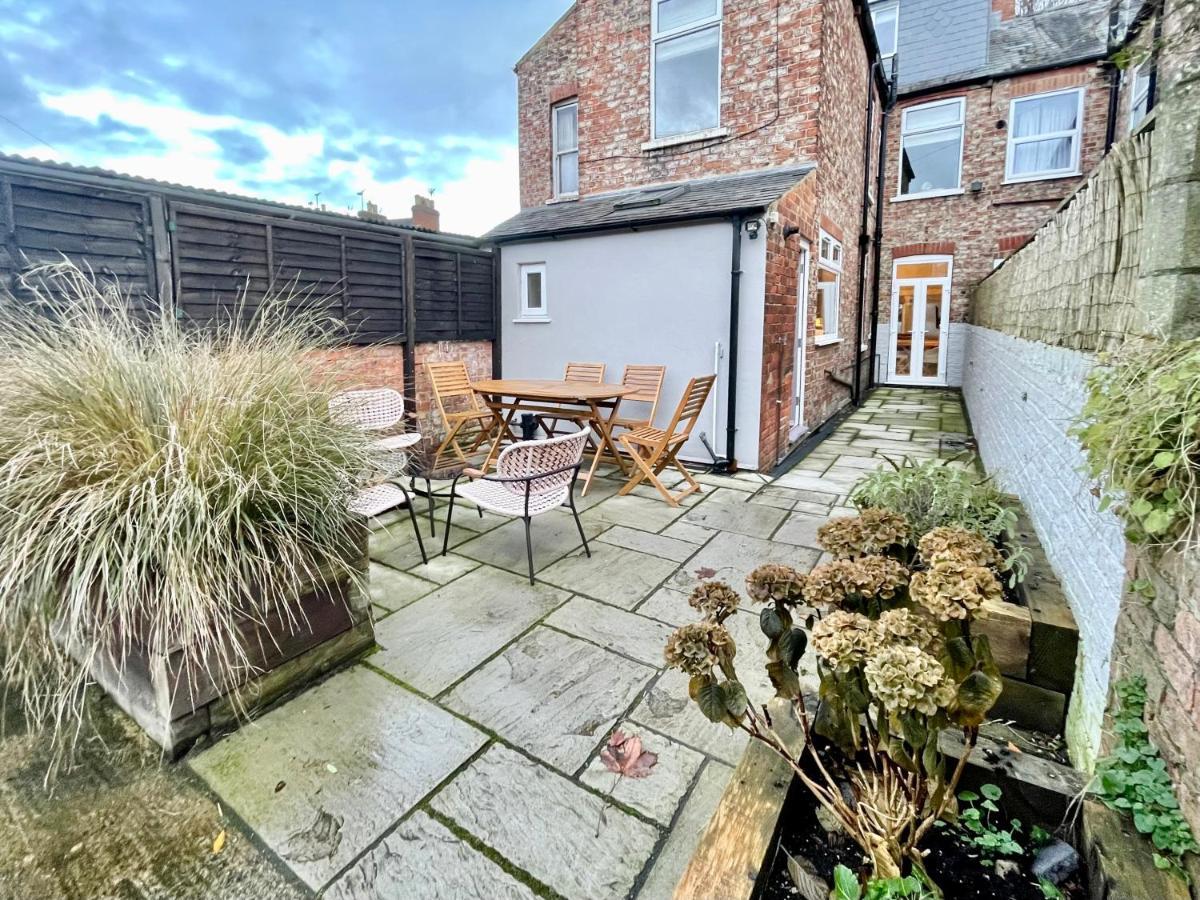 Woodvale Villa York Eksteriør bilde